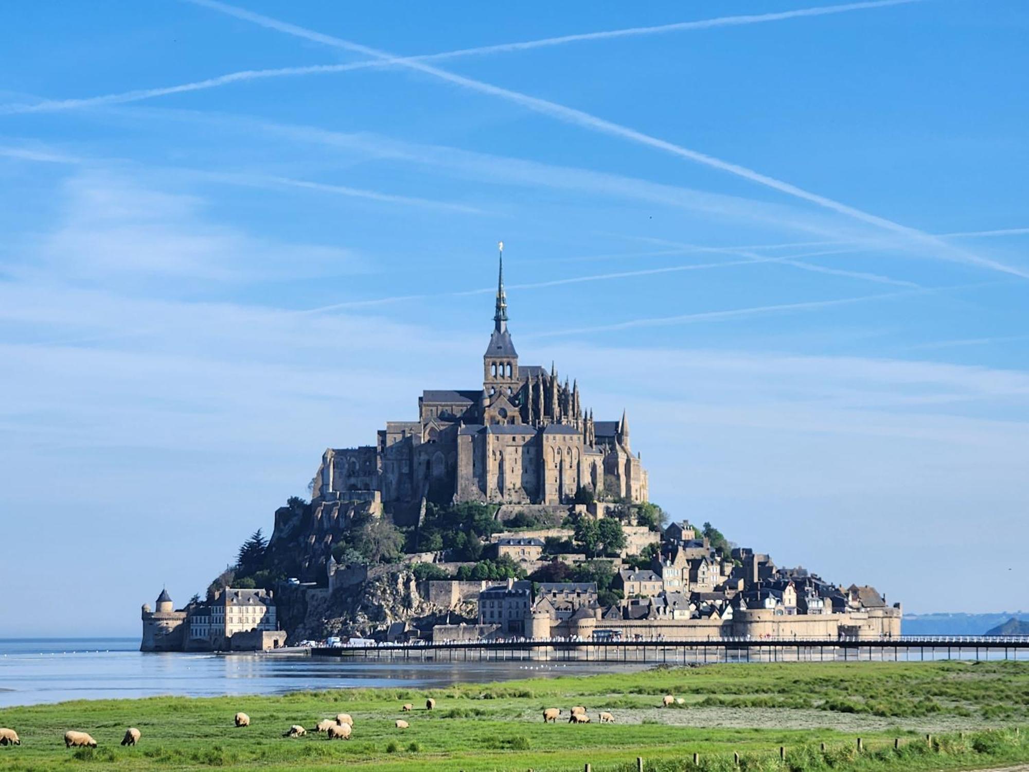 Maison Au Calme, Idealement Situee Au Centre Du Cotentin Villa Le Dézert Buitenkant foto